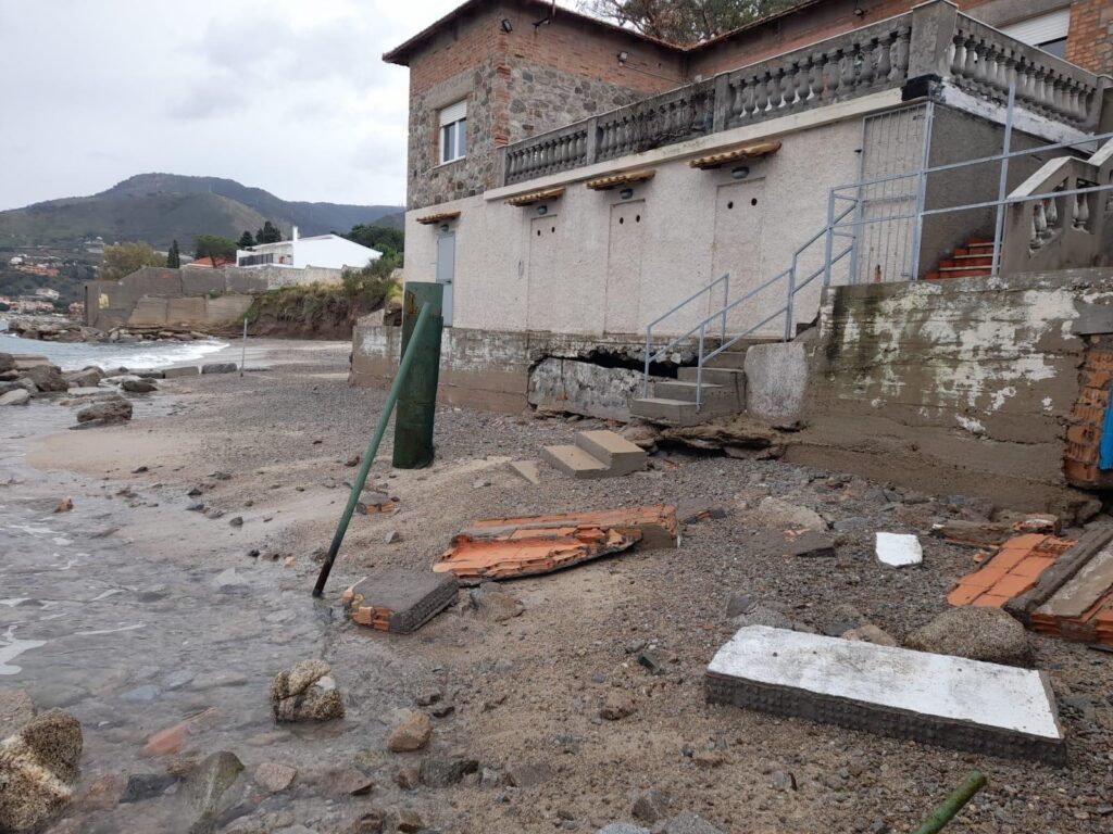 crolli costa cannitello per mareggiate