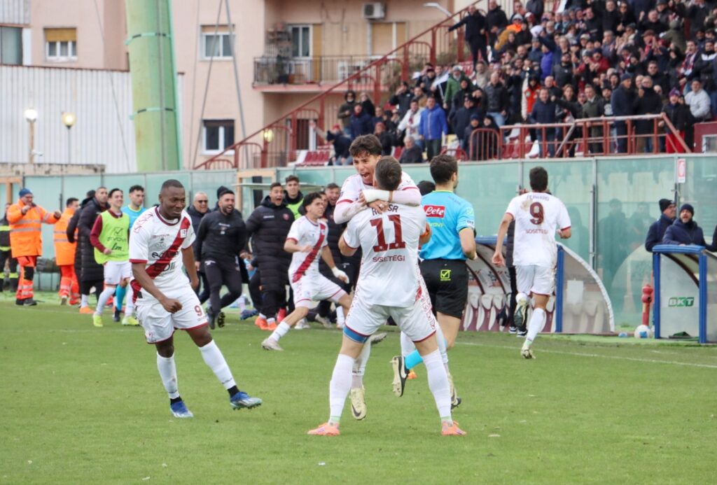 esultanza gol Ferraro Reggina-Savoia