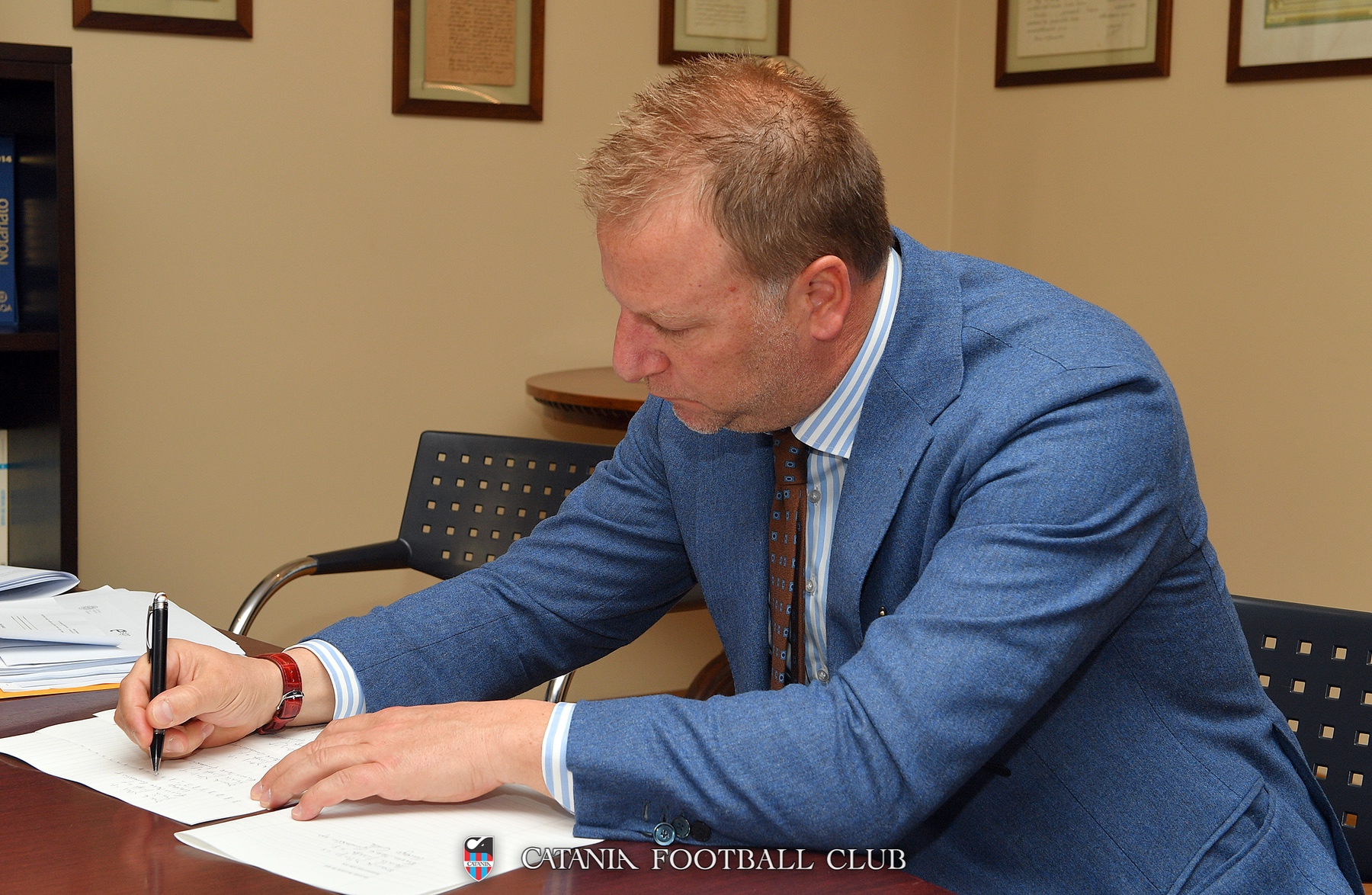 grella catania firma rogito per acquisizione centro sportivo torre del grifo