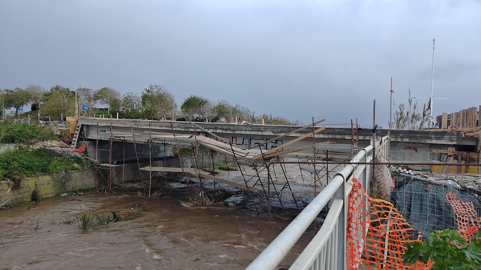 impalcatura ponte calopinace (1)