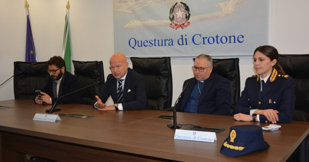 incontro questura crotone legalità e chiesa unite