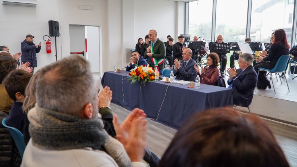 intitolazione auditorium liceo musicale cinquefrondi