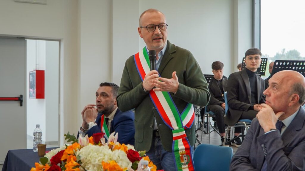 intitolazione auditorium liceo musicale cinquefrondi