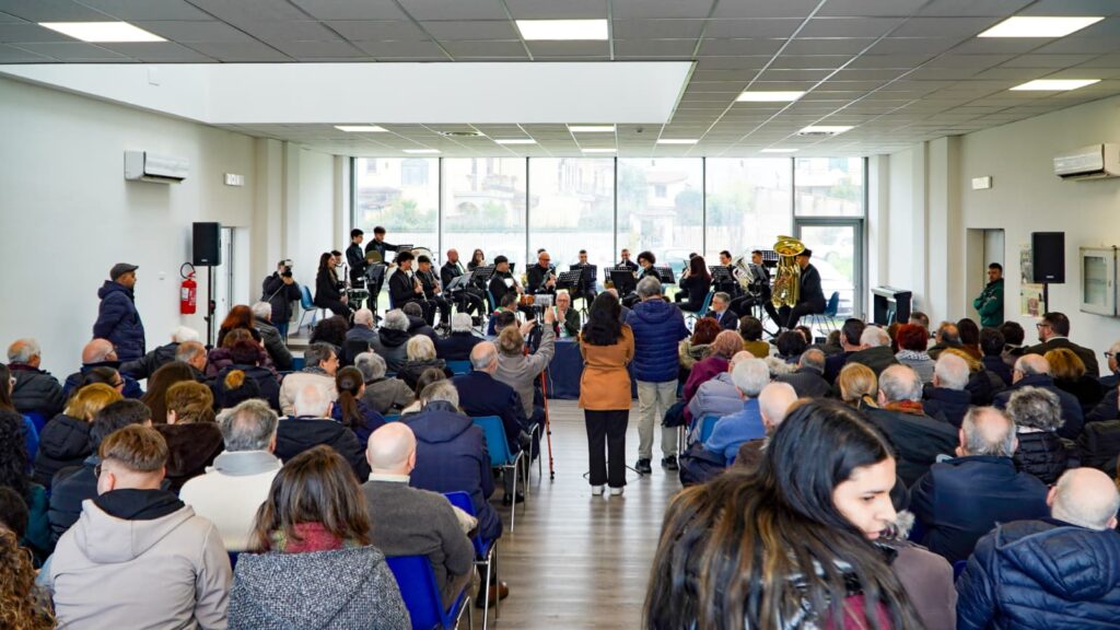 intitolazione auditorium liceo musicale cinquefrondi