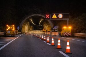 lavori di notte in galleria