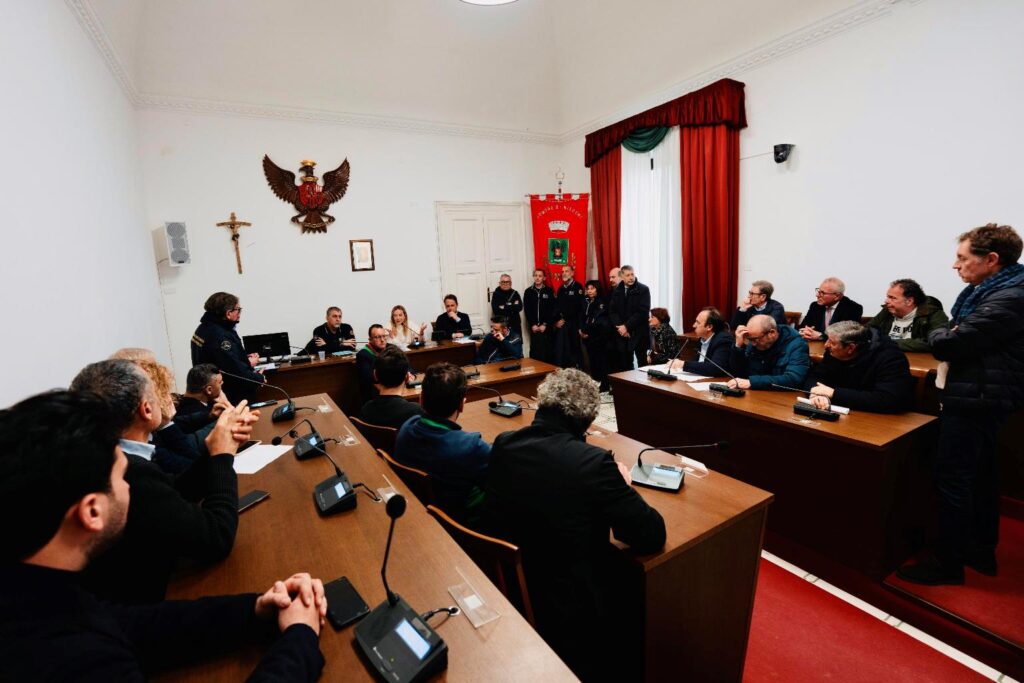 meloni in sicilia a niscemi