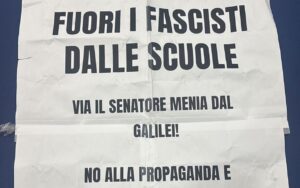 scritta contro giorno del ricordo liceo catania