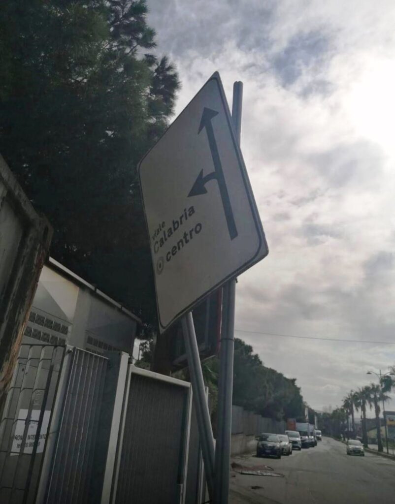 segnaletica stradale reggio calabria