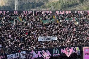 striscione palermo piccolo domenico napoli