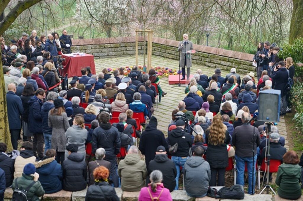 05 - MIlano - un momento dell'evento promosso nel Giardino dei Giusti -