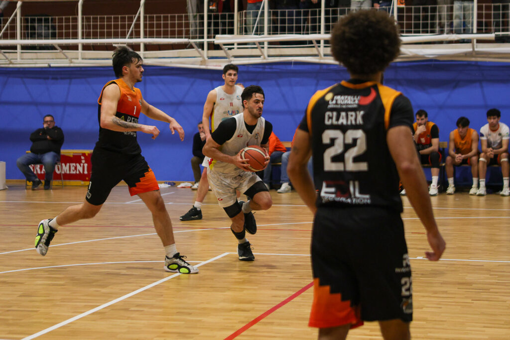 Basket School Messina-Viola