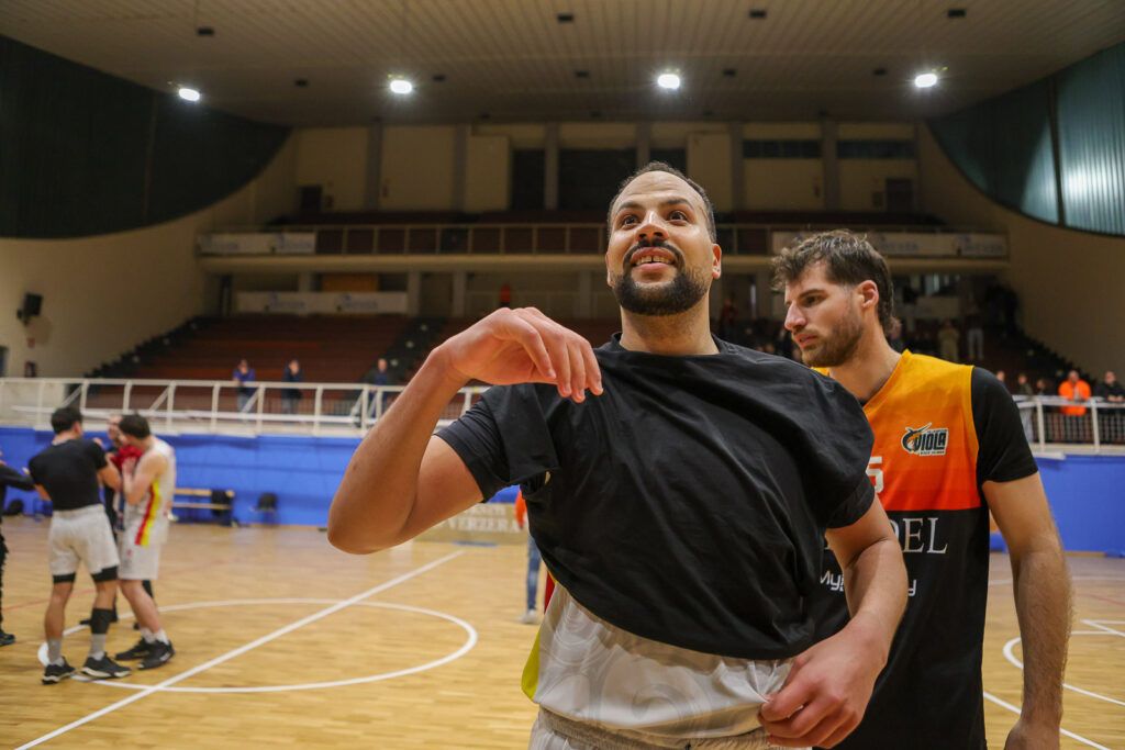 Basket School Messina-Viola