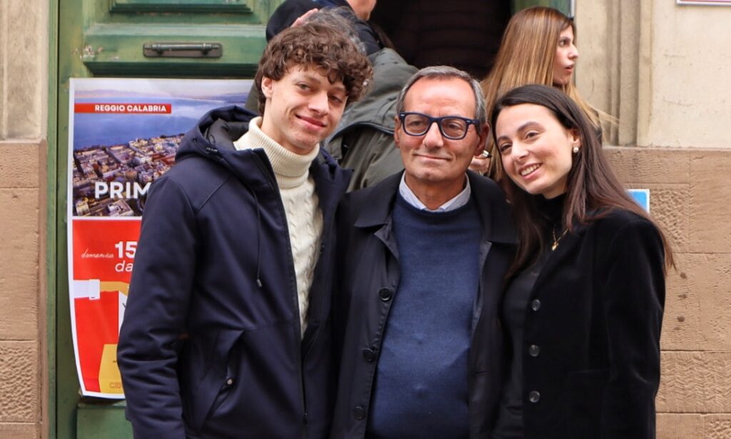 Candidati delle Primarie del CentroSinistra vanno a votare battaglia con famiglia