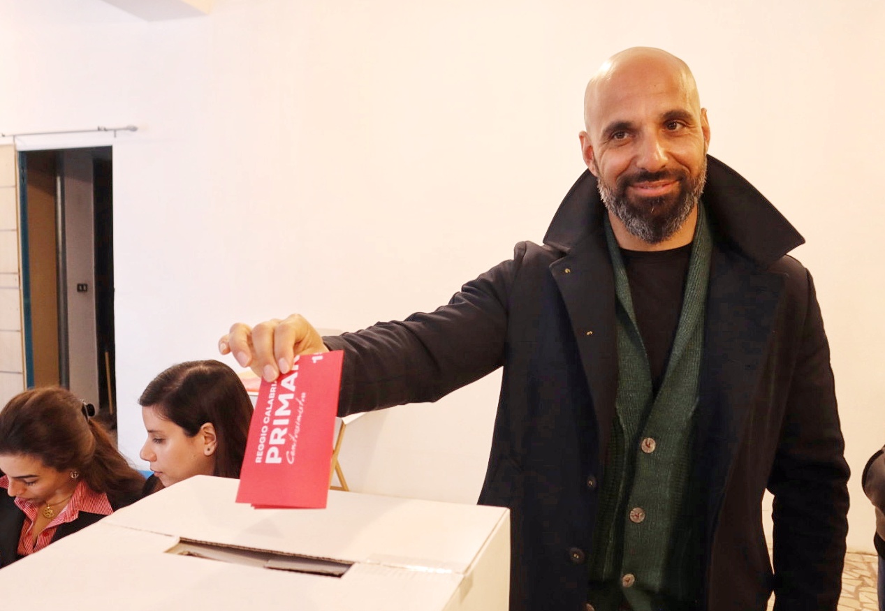 Candidati delle Primarie del CentroSinistra vanno a votare muraca