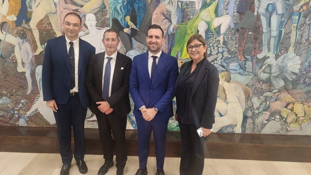 Da sinistra Fabio Colella, Ettorre, Cirillo e Valentina Colella