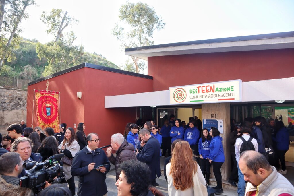 DesTEENazione Comunità Adolescenti via Cardinale Portanova