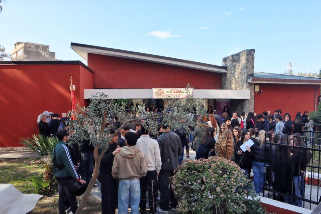 DesTEENazione Comunità Adolescenti via Cardinale Portanova
