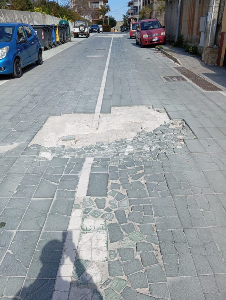 via dei pini mosorrofa