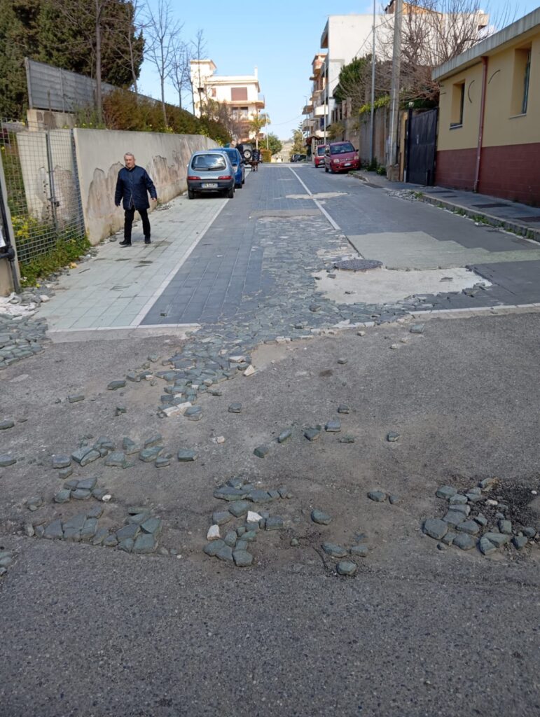 via dei pini mosorrofa
