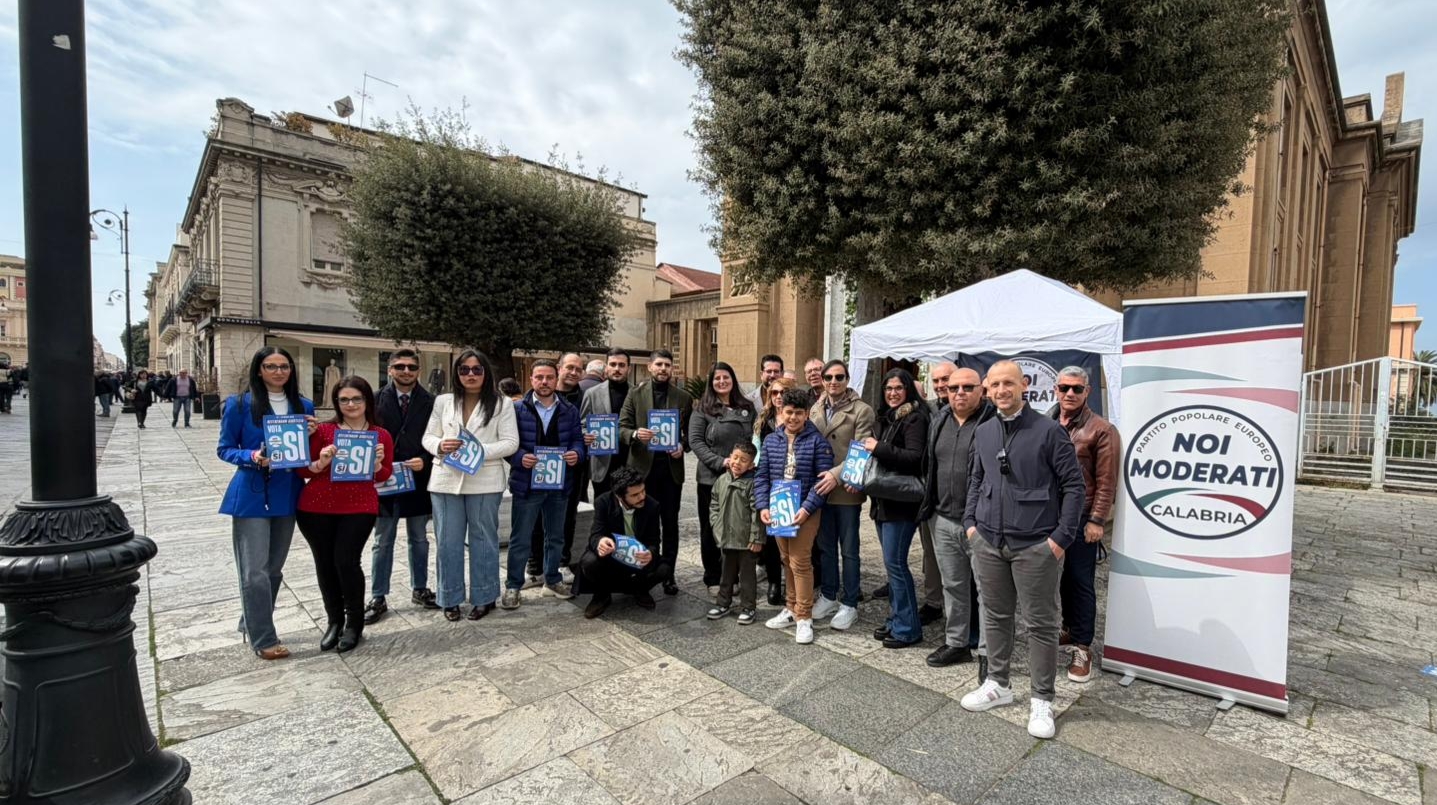 Gazebo Giovani Noi Moderati Referendum Giustizia
