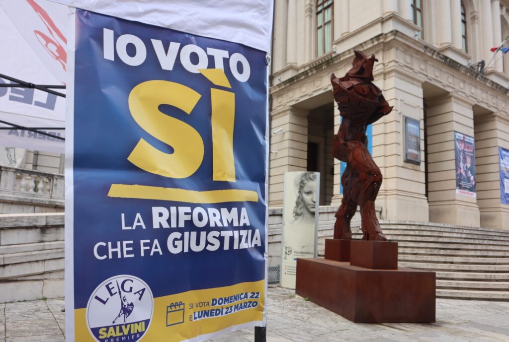 Gazebo Lega Reggio Calabria Sì Referendum Giustizia
