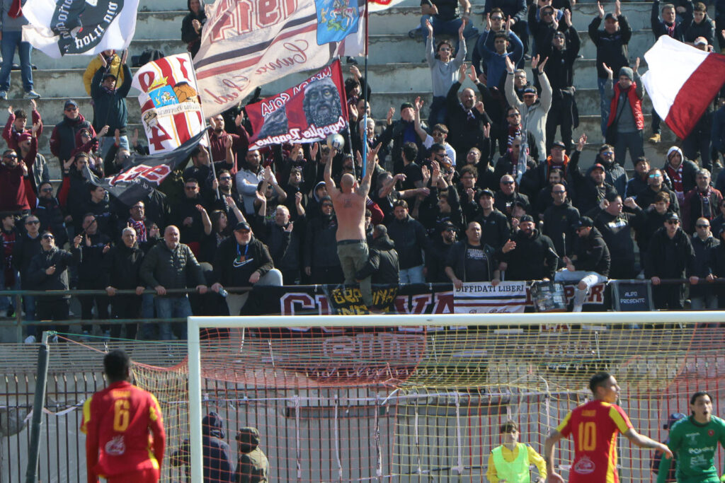 Igea Virtus - Reggina tifosi