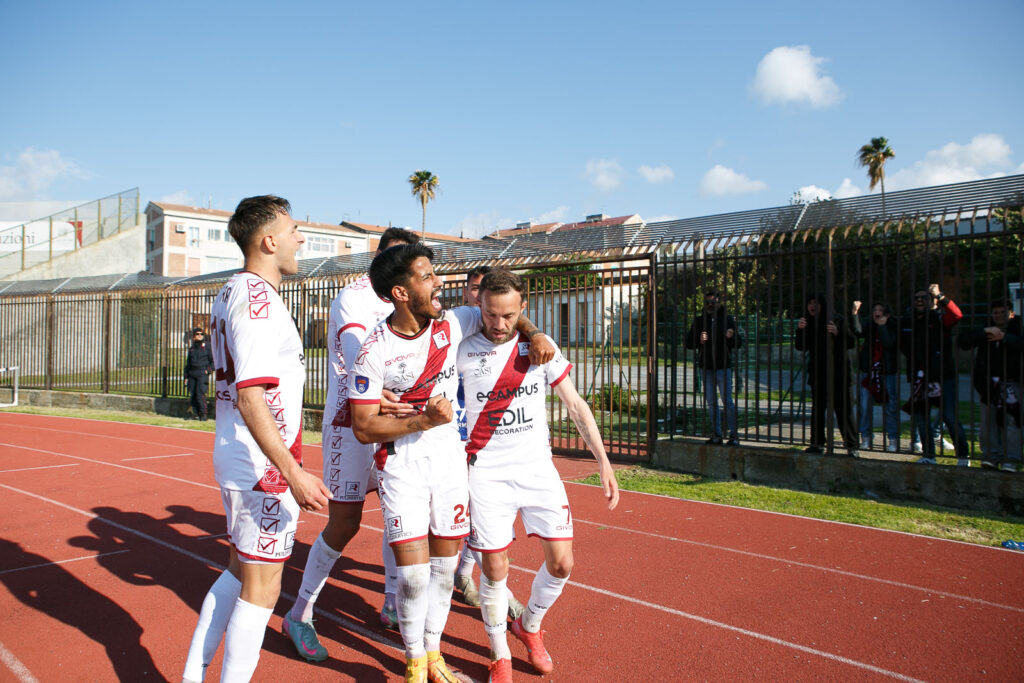 Igea Virtus - Reggina esultanza