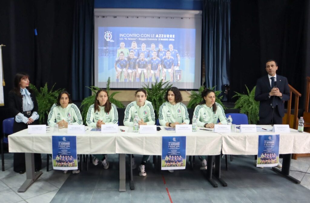 Nazionale Italia Femminile Calcio Scuola Telesio Montalbetti