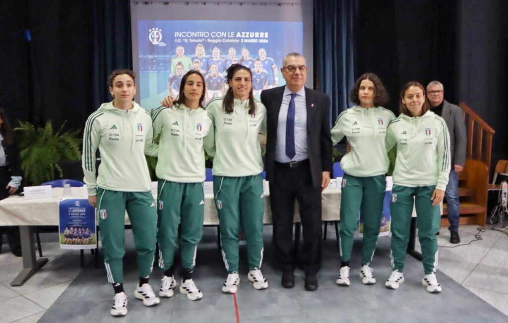 Nazionale Italia Femminile Calcio Scuola Telesio Montalbetti