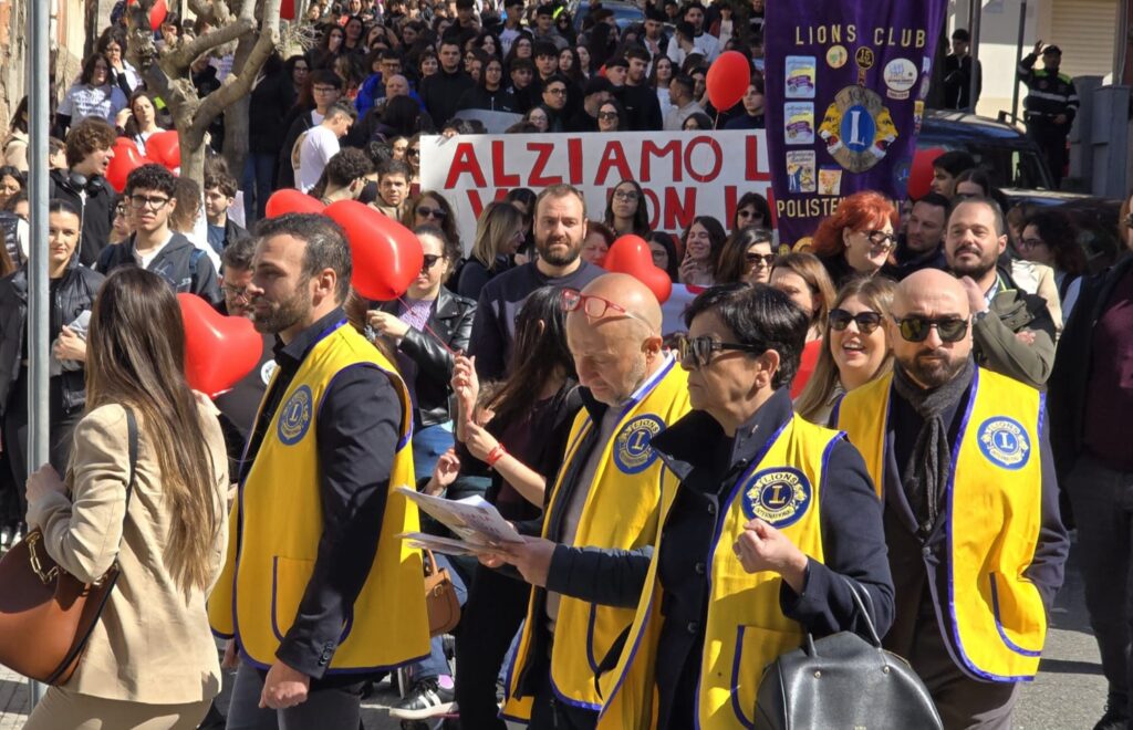 Passeggiata contro le violenze