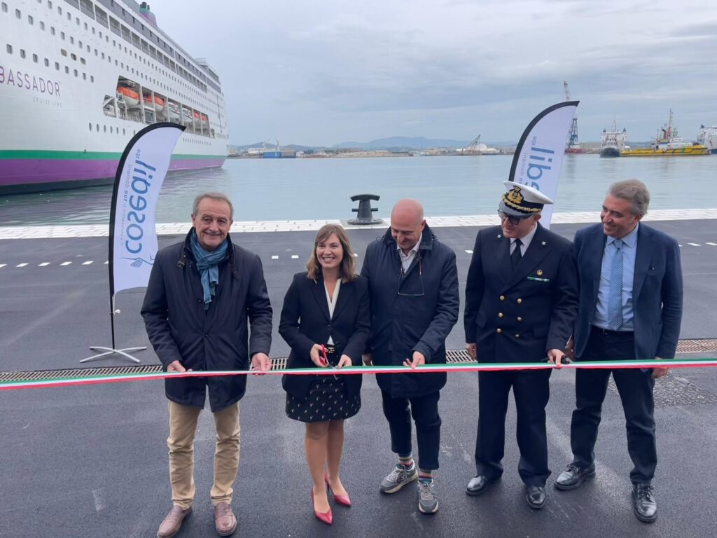 TAGLIO nastro inaugurazione lavori banchina sanità porto trapani