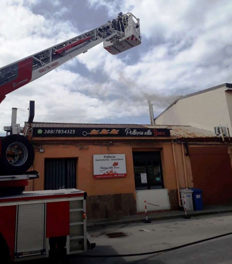 anziane salvate a ravagnese da un incendio