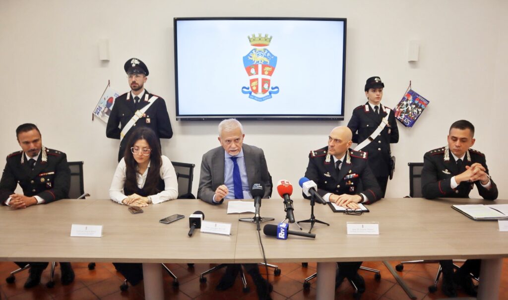 conferenza stampa carabinieri furto farmaci ospedale melito porto salvo