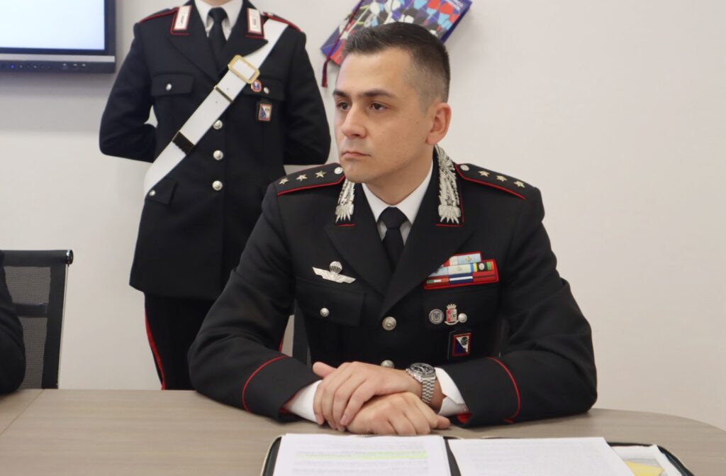 conferenza stampa carabinieri furto farmaci ospedale melito porto salvo