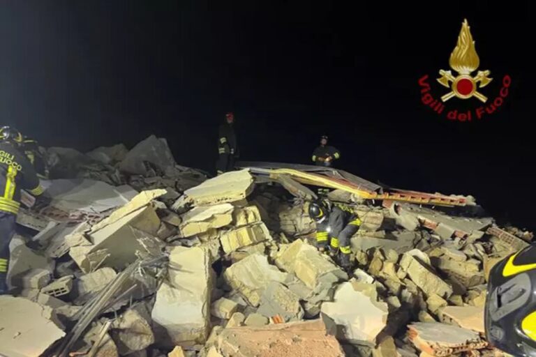 Crollo palazzina a Licata, sospiro di sollievo: nessuno sotto le macerie