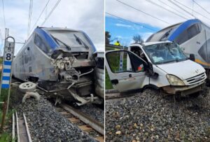 incidente furgone treno