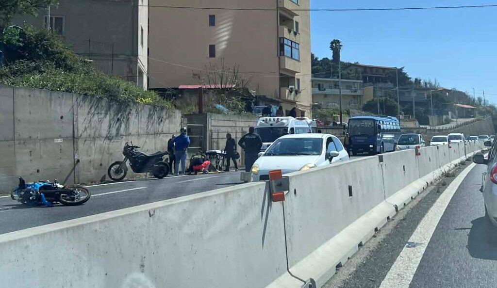 incidente raccordo autostradale