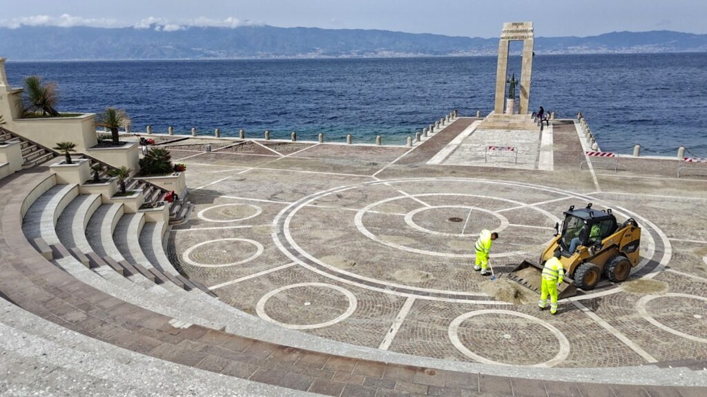lungomare ripulito dopo il maltempo