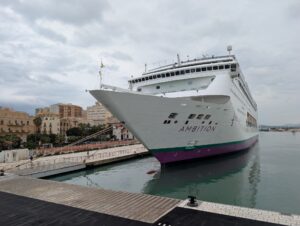 nave porto trapani