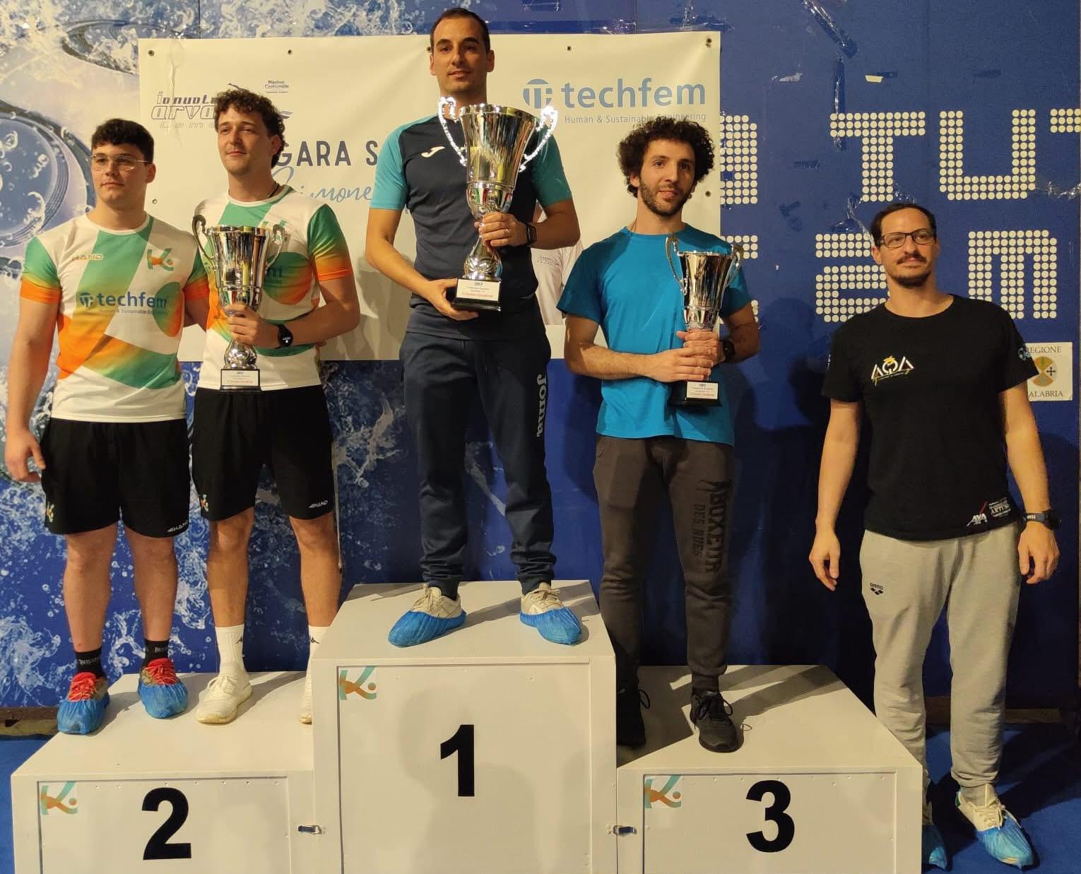premiazione podio kairos nuoto lamezia terme (1)