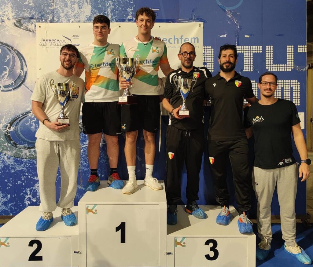 premiazione podio kairos nuoto lamezia terme