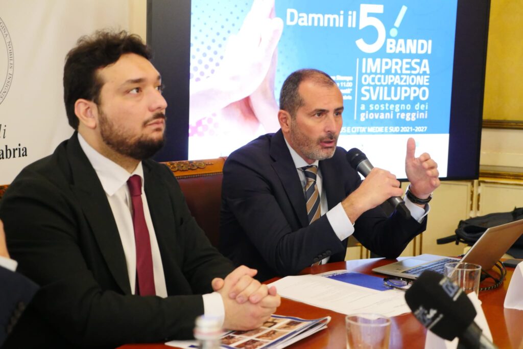 presentazione progetto dammi il 5 lanciato dal Comune di Reggio Calabria Alex Tripodi