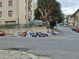 rifiuti Via esperia