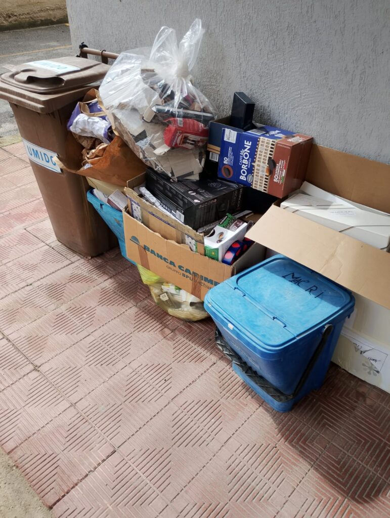 rifiuti condominio san francesco