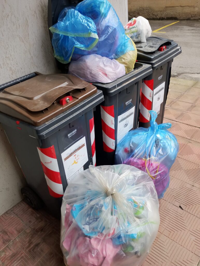 rifiuti condominio san francesco