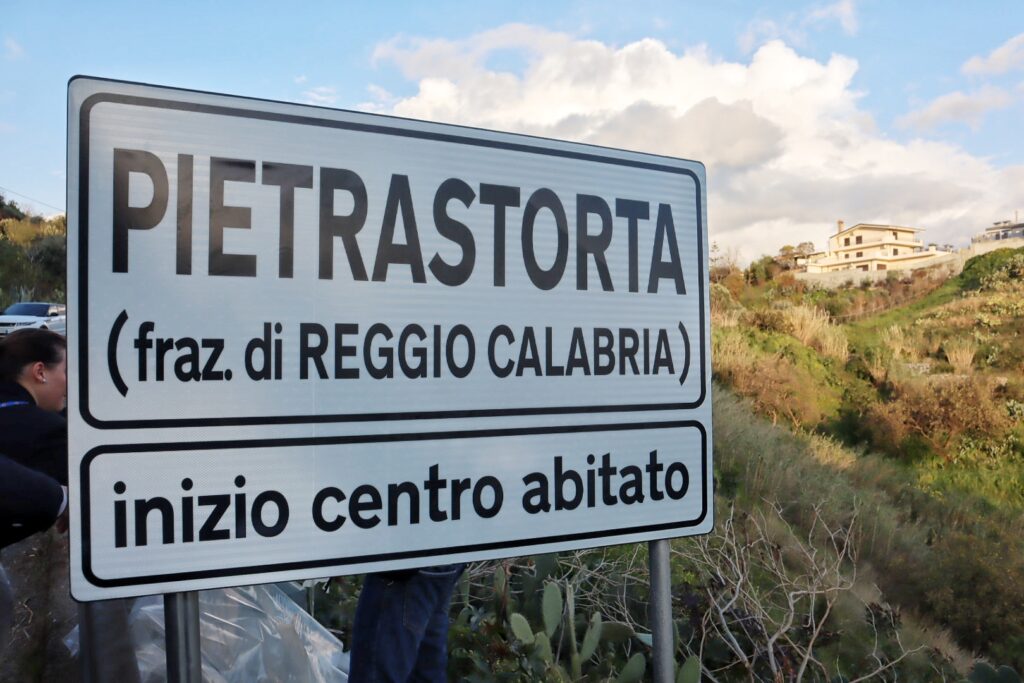 segnaletica pietrastorta