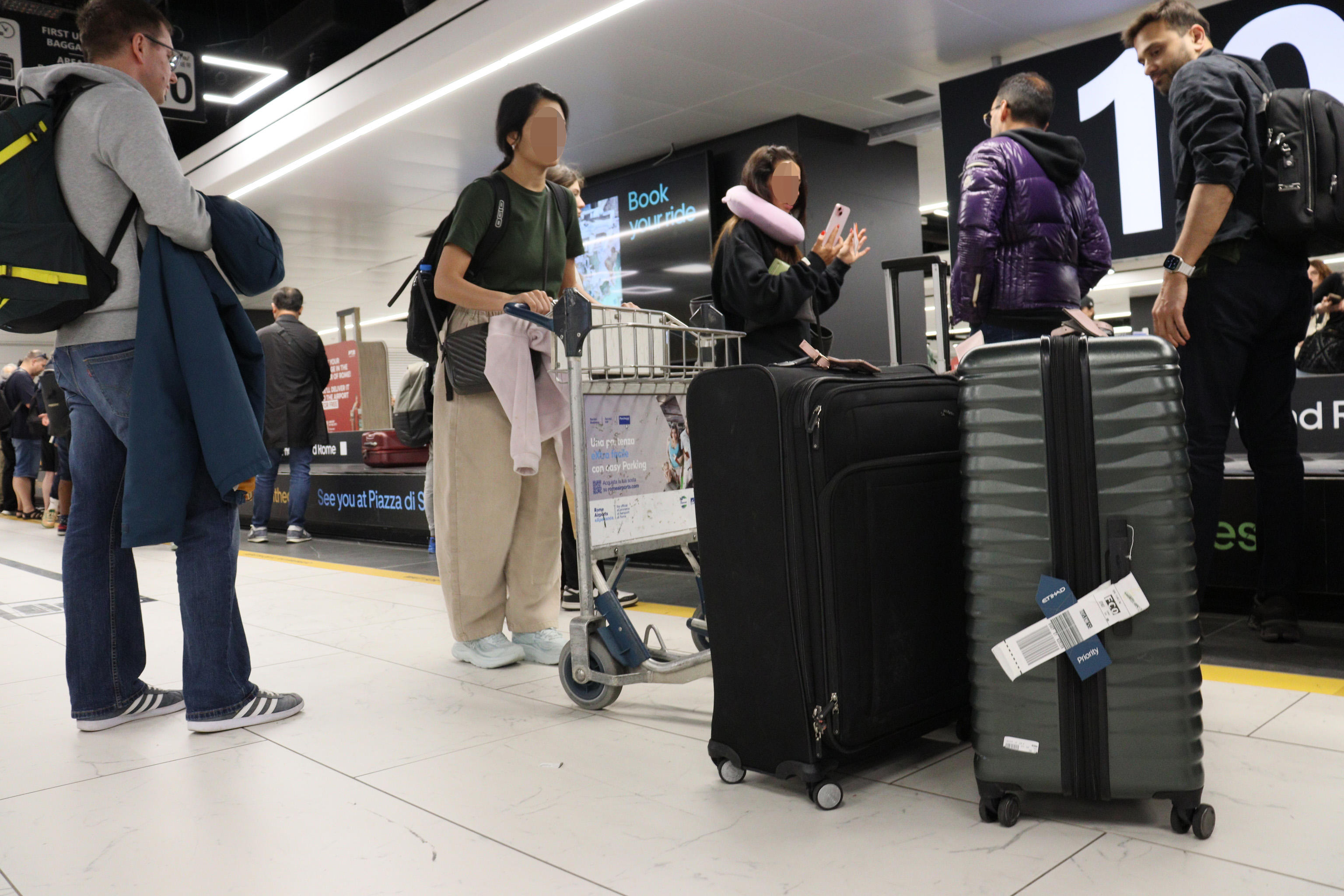 viaggiatori aereo