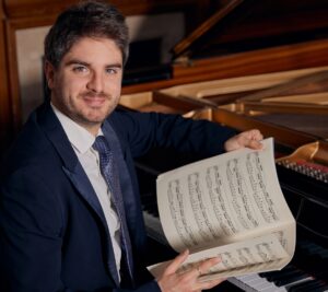 Antonio Morabito Pianist studio
