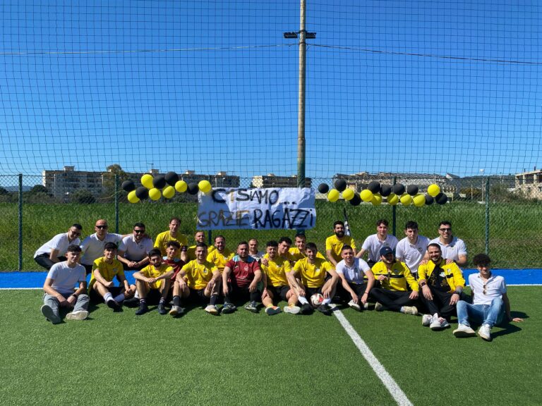 Aurora Gallico, C1 siamo! La formazione reggina festeggia la vittoria del Campionato di Serie C2-Girone B