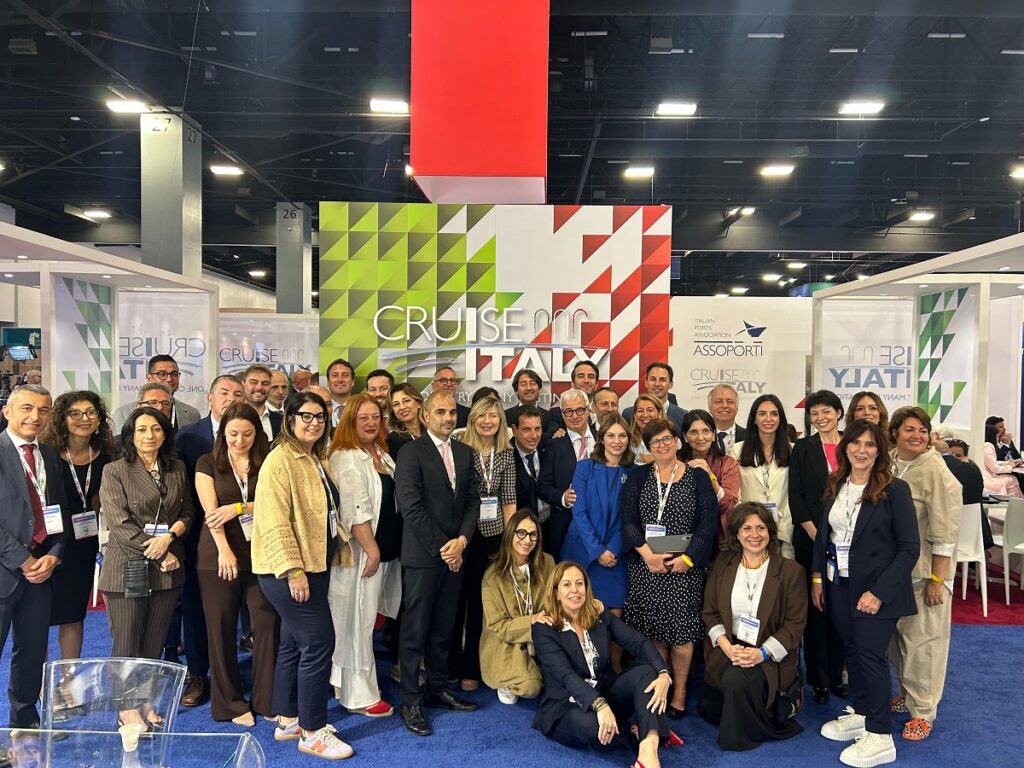 Autorità Stretto a Miami